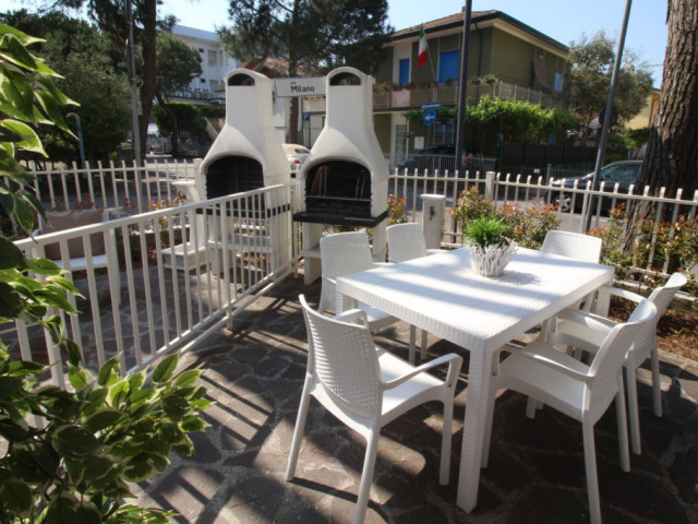 media.esterno-appartamento-samanta-gatteo-mare