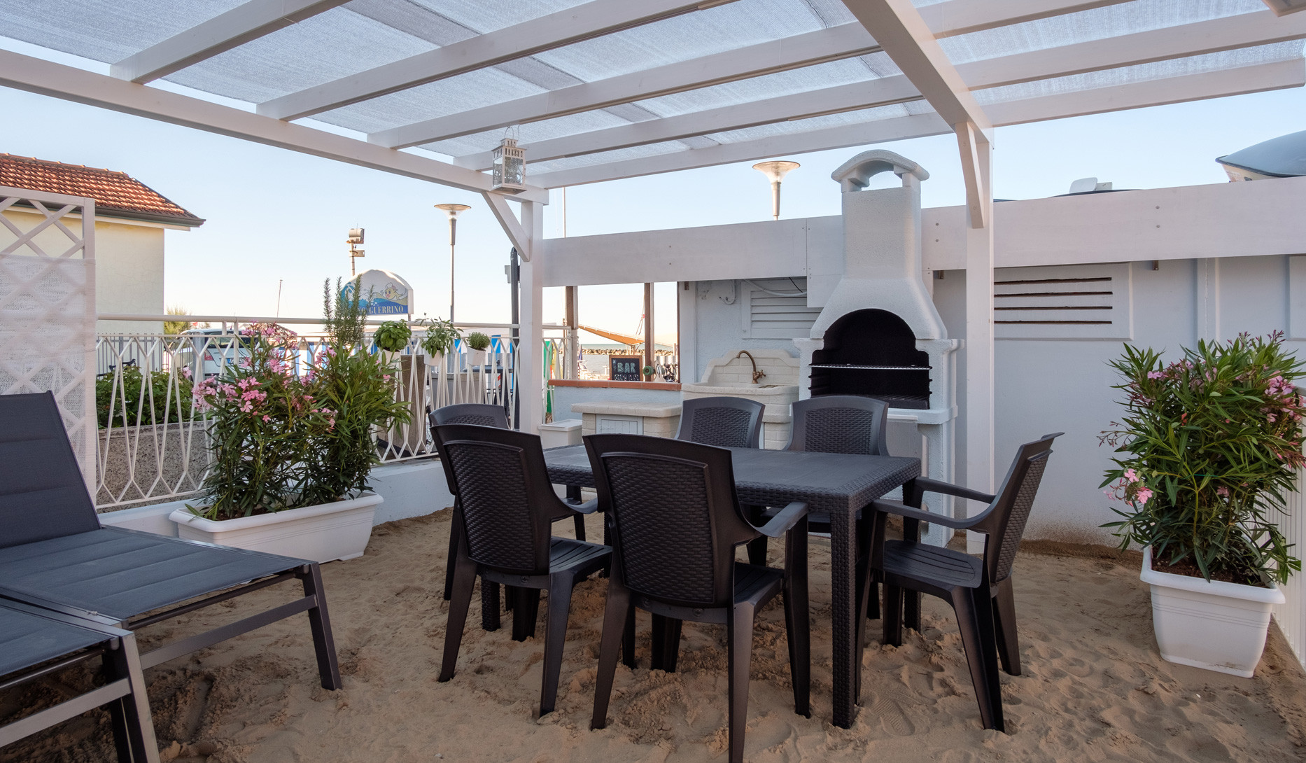 media.Slide_Young_2RomagnaCaseVacanze